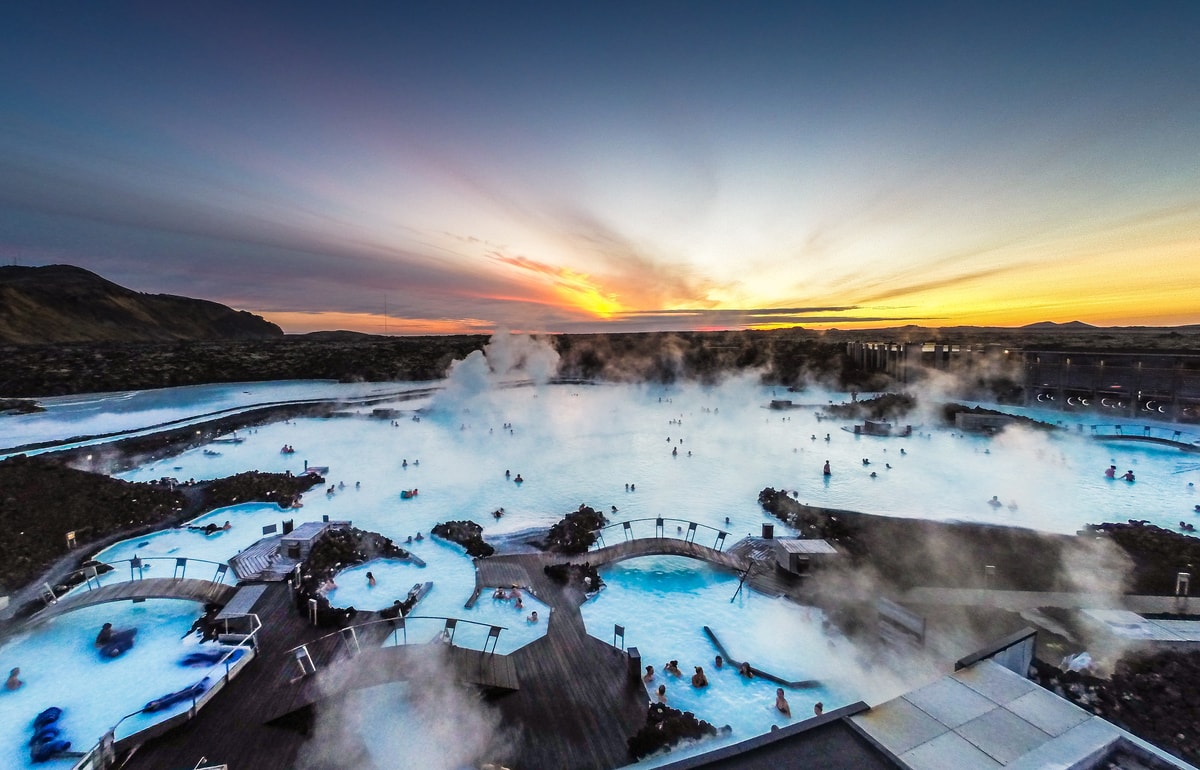 blue-lagoon-iceland-wolfare